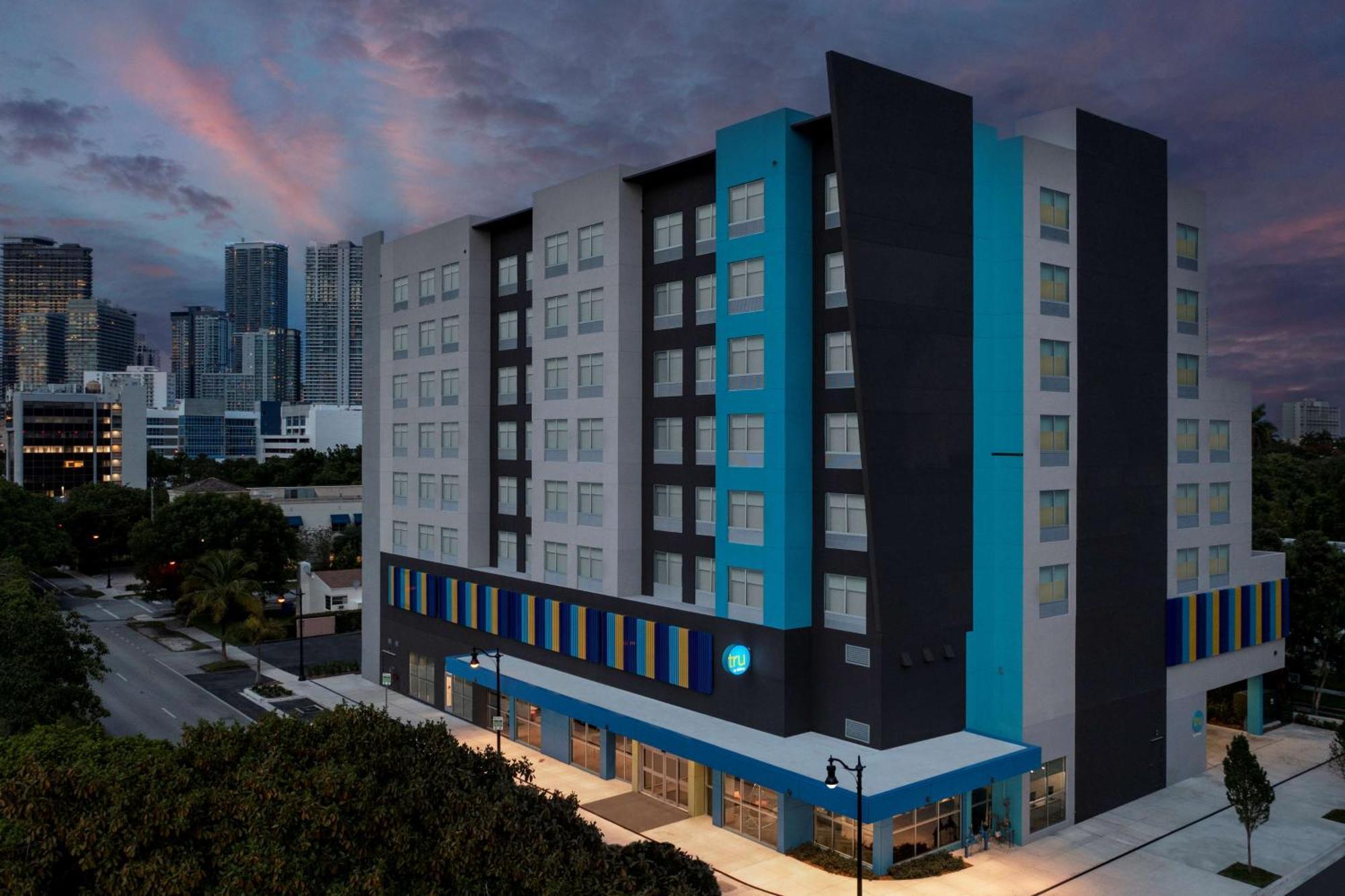 Tru By Hilton Miami West Brickell Hotel Ngoại thất bức ảnh